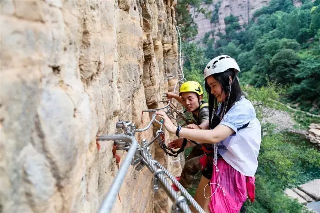 洛阳洛浦玻璃栈道在哪,河南洛阳木札岭景区玻璃栈道