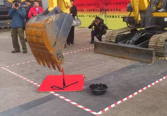 书法就毁在这3种人手上,世界上最吓人的书法