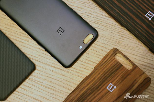 一加5顶配多少钱,1499元一加5手机