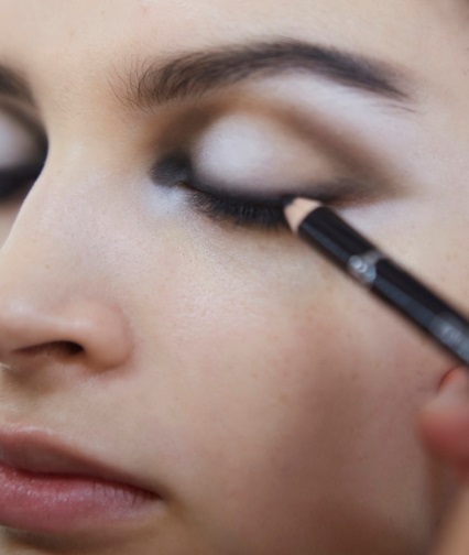 阿玛尼2018春季时装周,阿玛尼新款女装搭配图