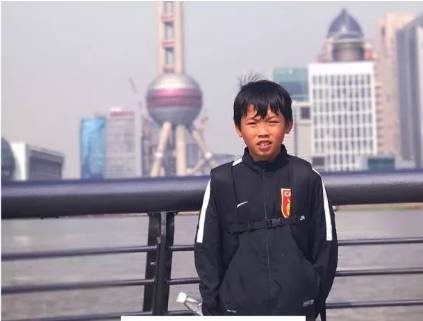 疯狂打call!玉林12岁足球小子练成“国字号”球员,背后的故事很感人~