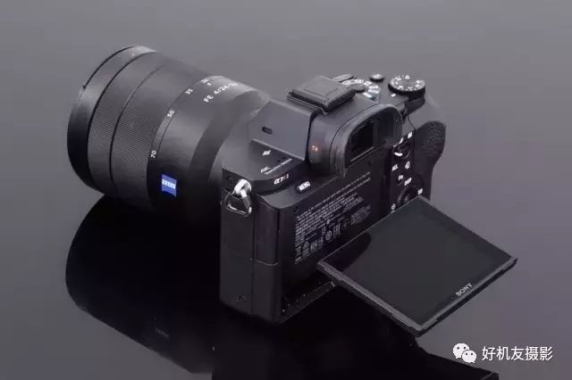 单反微单哪个更容易上手,单反和微单哪个更耐用