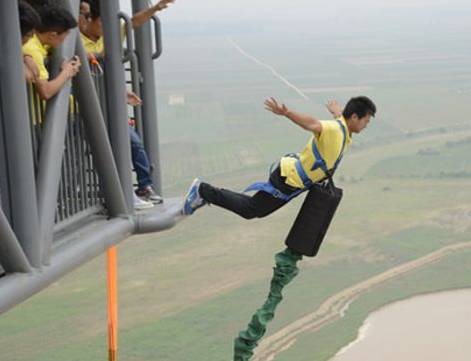洛阳洛浦玻璃栈道在哪,河南洛阳木札岭景区玻璃栈道