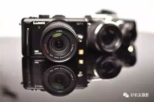 单反微单哪个更容易上手,单反和微单哪个更耐用