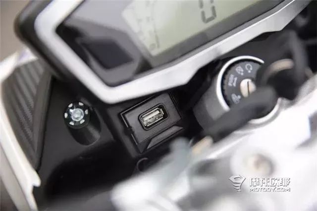 试驾隆鑫无极300r,隆鑫无极300r深度测评