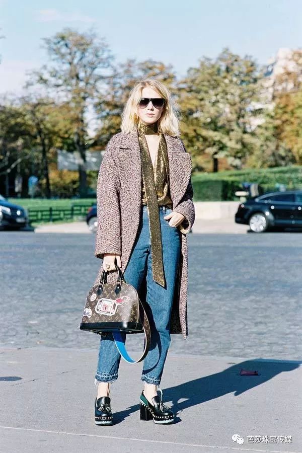 丝巾的各种新玩法,丝巾的100种新玩法