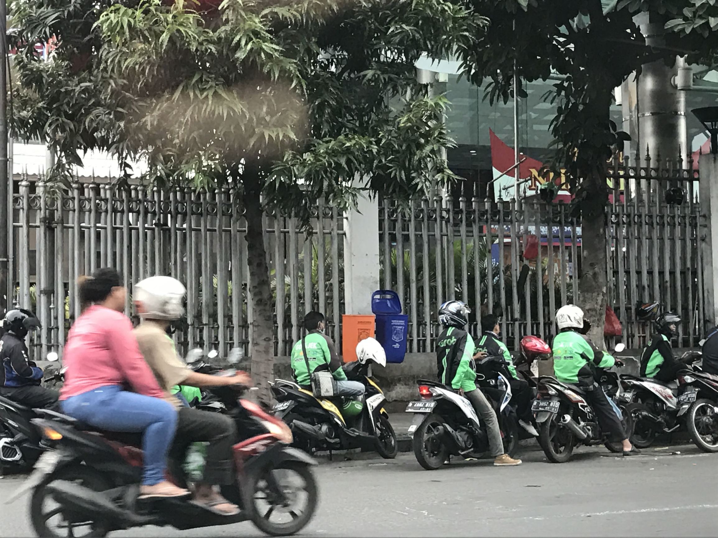 资本围猎中国如何应对,中国资本强势进军好莱坞