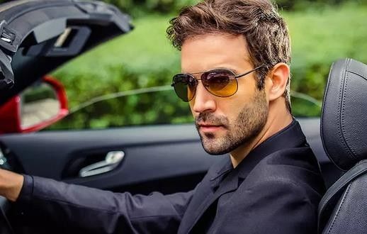 滥用远光灯?小心出事故担责!对付“远光*党**”还有这招……