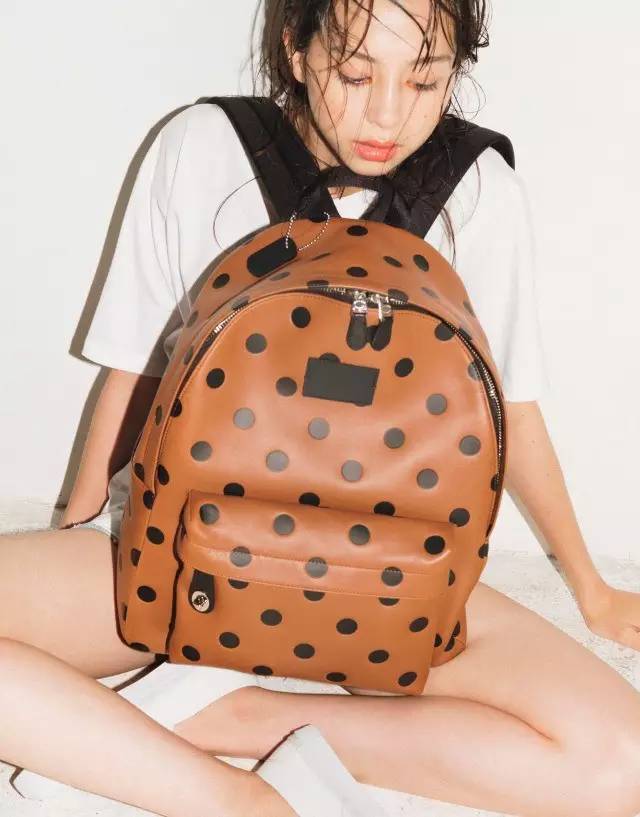 透明感女孩的特点,女生说透明感什么意思