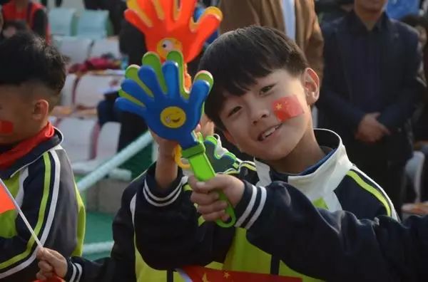 小学足球比赛直播,直播间现场直播小学生足球