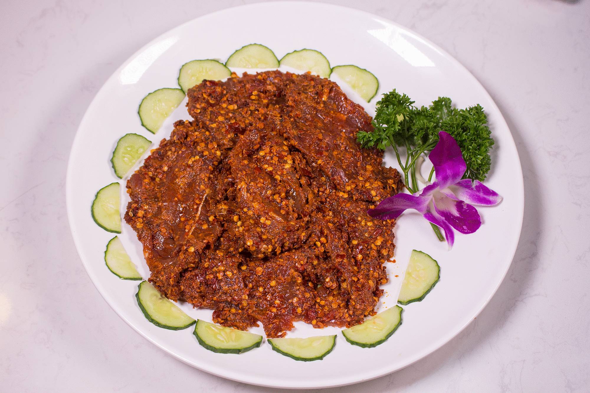 在逐渐降温的日子，你最需要吃一口火锅！重庆这些主题火锅店，你想去哪一家排队？