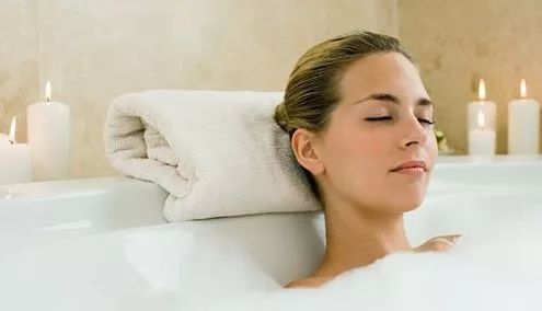 冬天洗澡有讲究谨记这4不要,秋冬洗澡常识大全