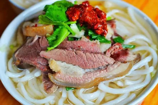 遇见会理|厉害!会理古城登上《华西都市报》占整版篇幅!