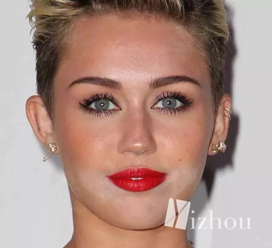 豆瓣8.6分神剧回归又浪漫又恐怖,这部豆瓣评分8.5的国产喜剧有多神