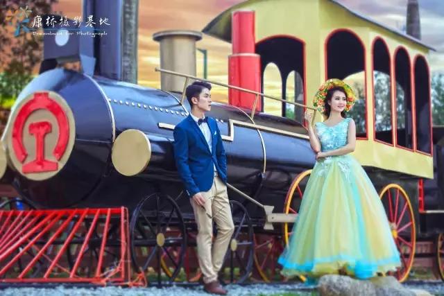 在最美的年纪留下美好的瞬间,在人生中最美的年华遇见最美的你