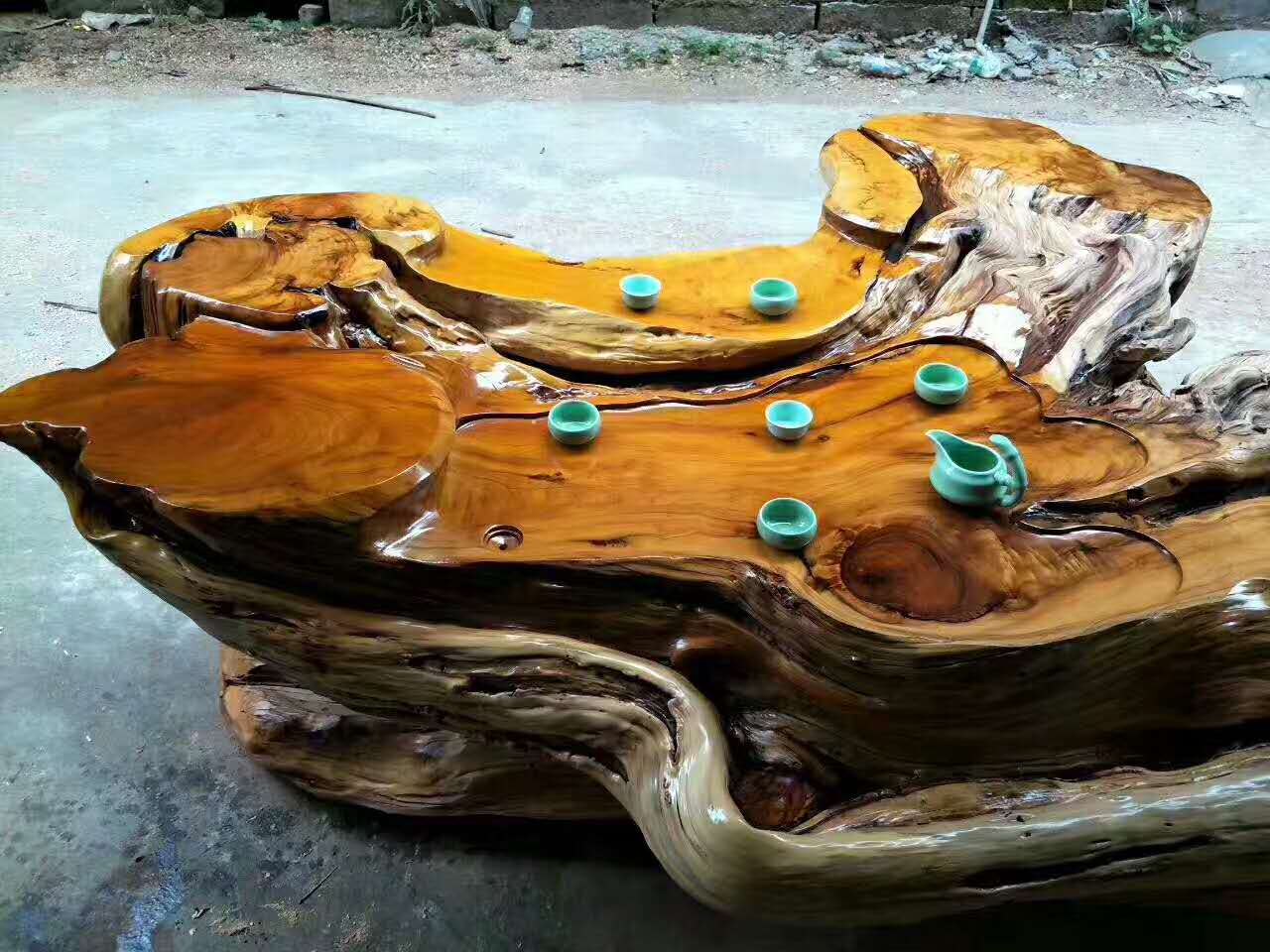 茶吸天地之灵气取日月之精华,根雕茶盘