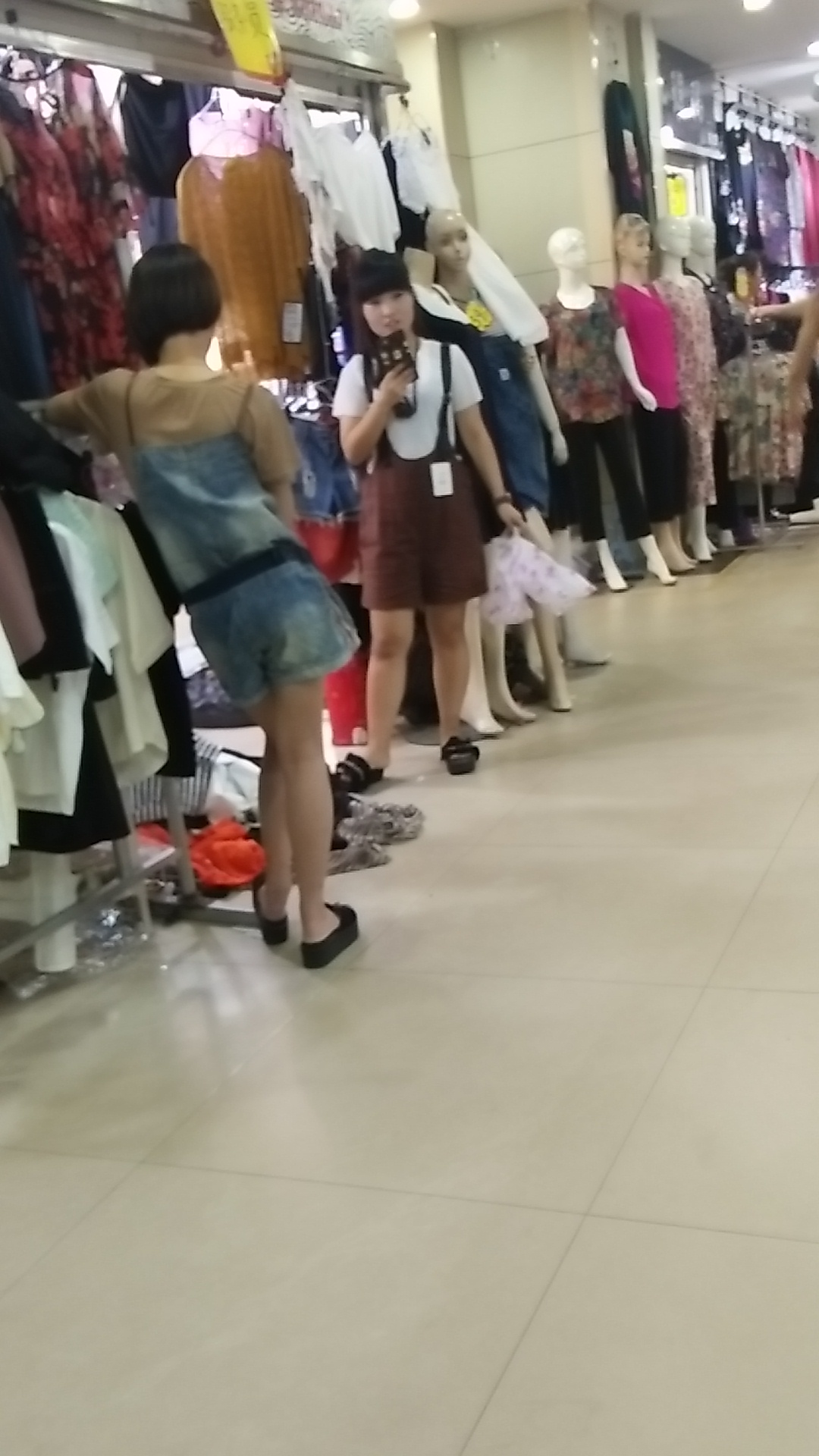 邯郸义商国际店,邯郸义商国际比较火的店铺