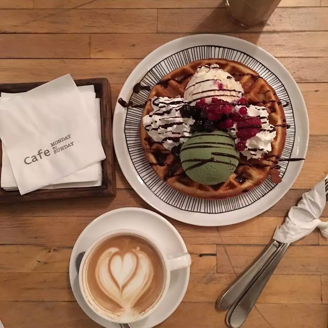 那些爱晒照片的女人,韩国好看的咖啡馆拍照