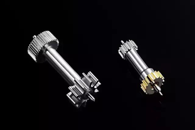 积家翻转系列背面刻字,积家翻转龙年