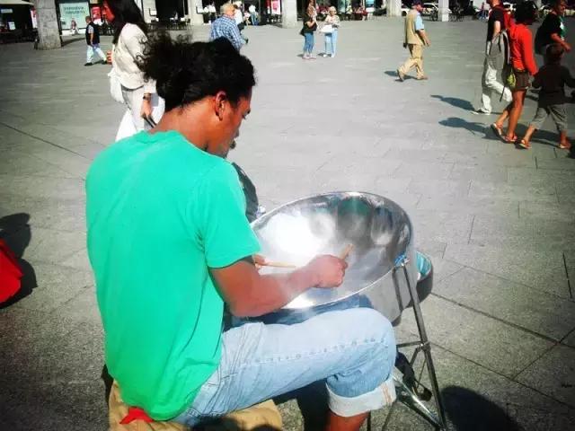 上帝视角俯瞰德国科隆大教堂,德国科隆大教堂效果图