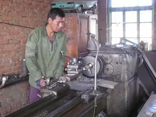 数控车床为什么精度比普车高,数控车床和普车的区别