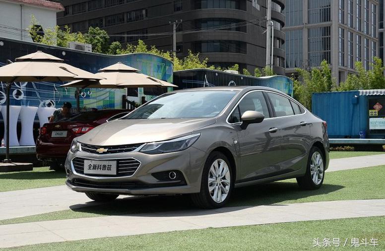 新款别克英朗和卡罗拉,新款英朗和卡罗拉