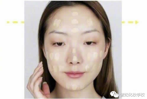 阿娇内双清冷系日常妆容,阿娇减龄穿搭