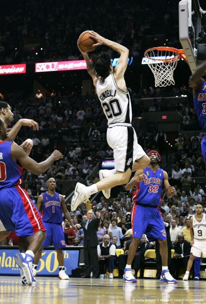 马努吉诺比利打球,马努吉诺比利关键时刻有多厉害