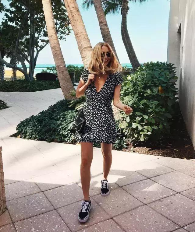 一双从20岁穿到30岁的鞋,一双能从22岁穿到27岁的鞋