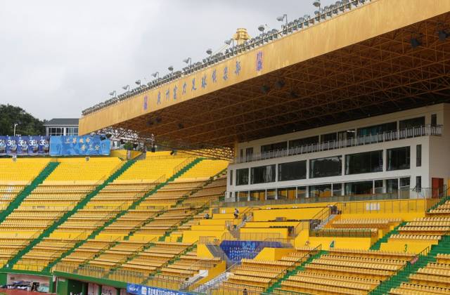 富力的土豪金、苏宁的卡通狮，玄之又玄的秘密！你知道搞体育的都不抽什么烟吗？