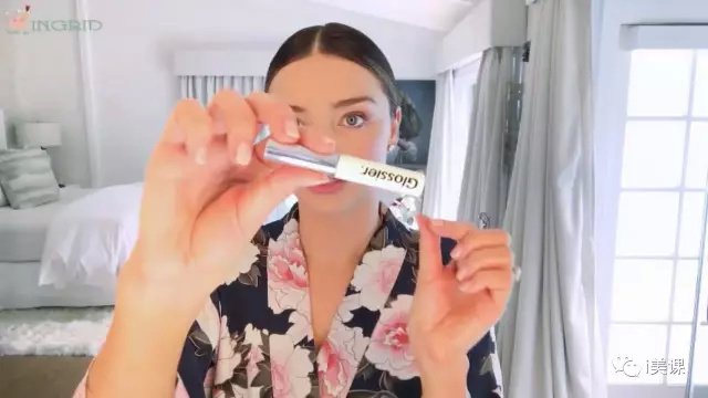 超模米兰达可儿妆容,和姐妹一起化个名媛妆