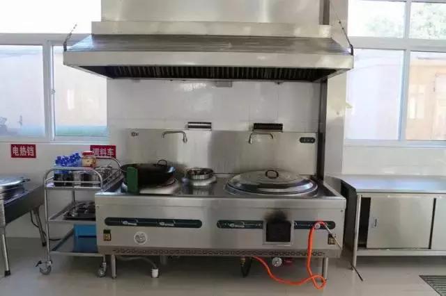 建军90周年：我军“锅碗瓢盆”那些事儿，这回全明白了