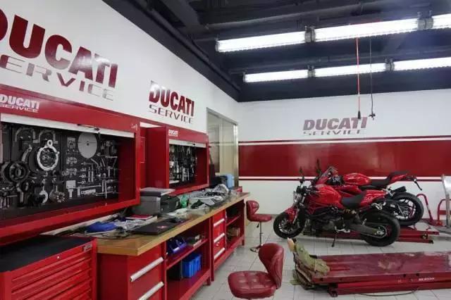 杜卡迪车型950,杜卡迪multistrada950坐姿