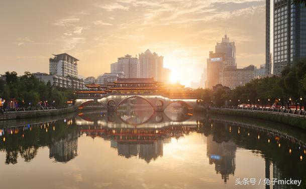 最值得去的美食城市,最新发布美食攻略100个必去的地方