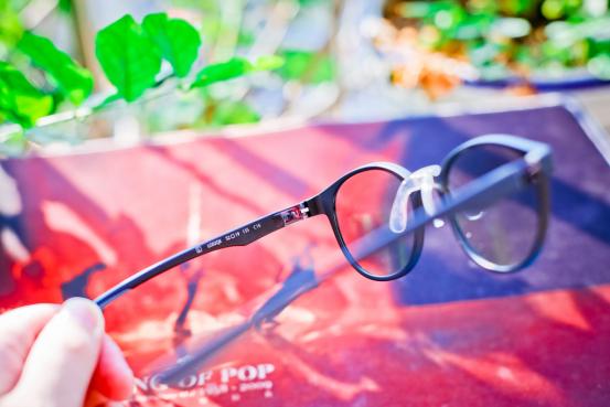 手机眼镜防辐射防蓝光,如何看眼镜是否防蓝光