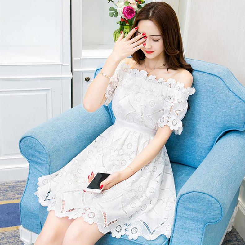 孔雀蓝蛋糕蕾丝连衣裙搭配,每日搭配之道蕾丝连衣裙