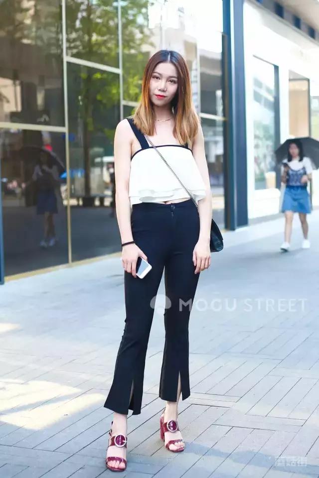 为什么有些女生夏天一直穿长裤,为什么女生一年四季都穿长裤