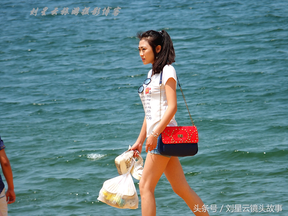 威海旅游女生旅游视频,去威海旅游的女人