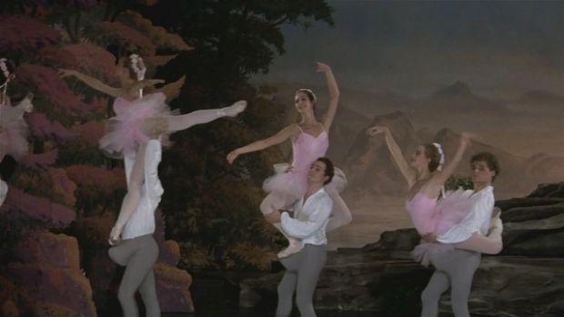 十部笑成神经病的喜剧电影,推荐几部笑到肚子疼的电影中国