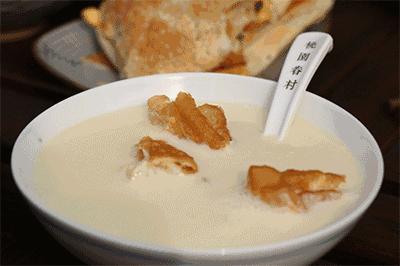 武汉附近小众旅游城市美食,武汉的著名风景和小吃