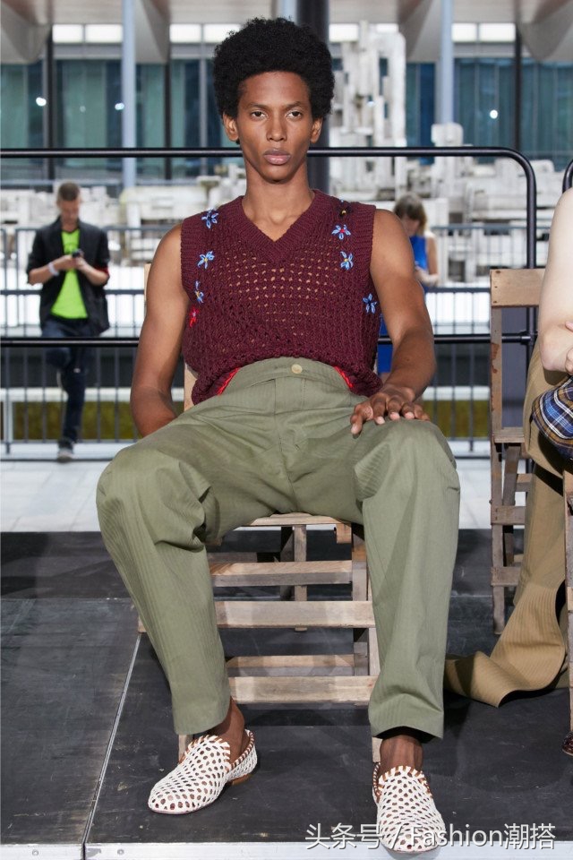 法国奢侈品牌时装秀场2021,acnestudios中文名字