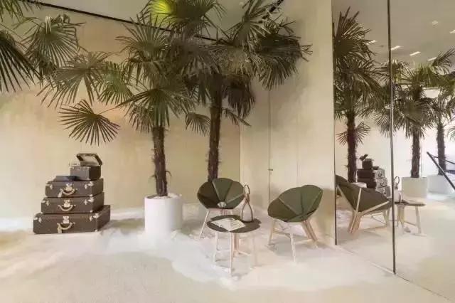 gucci图案抱枕,听说gucci出了宠物系列的单品