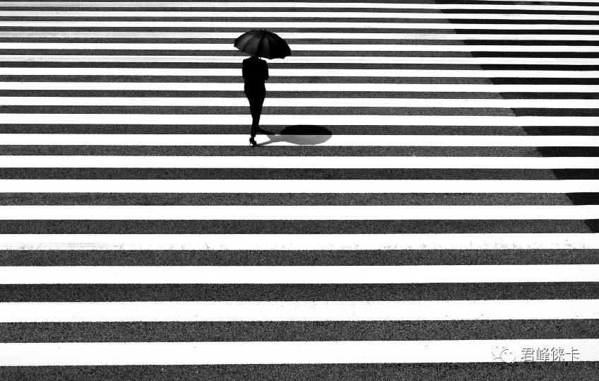 为何人文摄影大师都用35毫米镜头,为什么说35mm是人文镜头