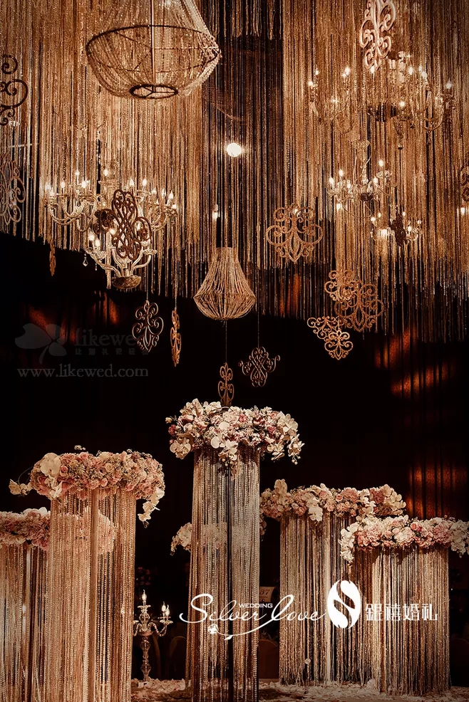 户外婚礼场景布置效果图,红色系婚礼户外布置场景