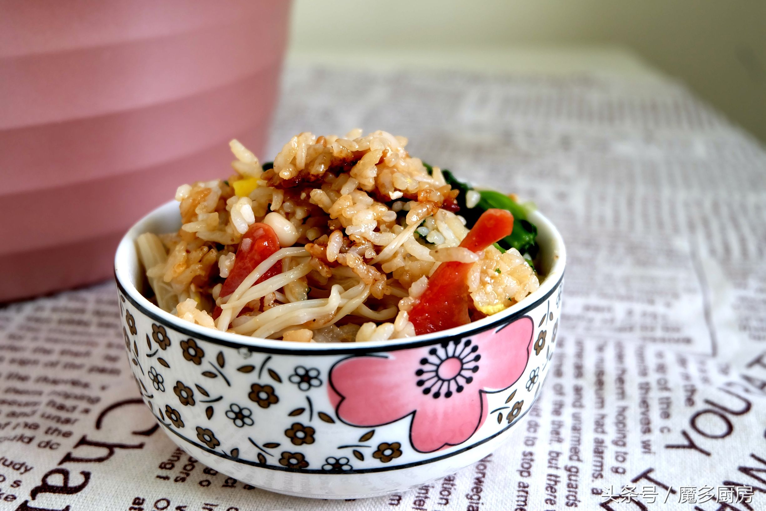 超级简单又美味的煲仔饭,第一次做煲仔饭