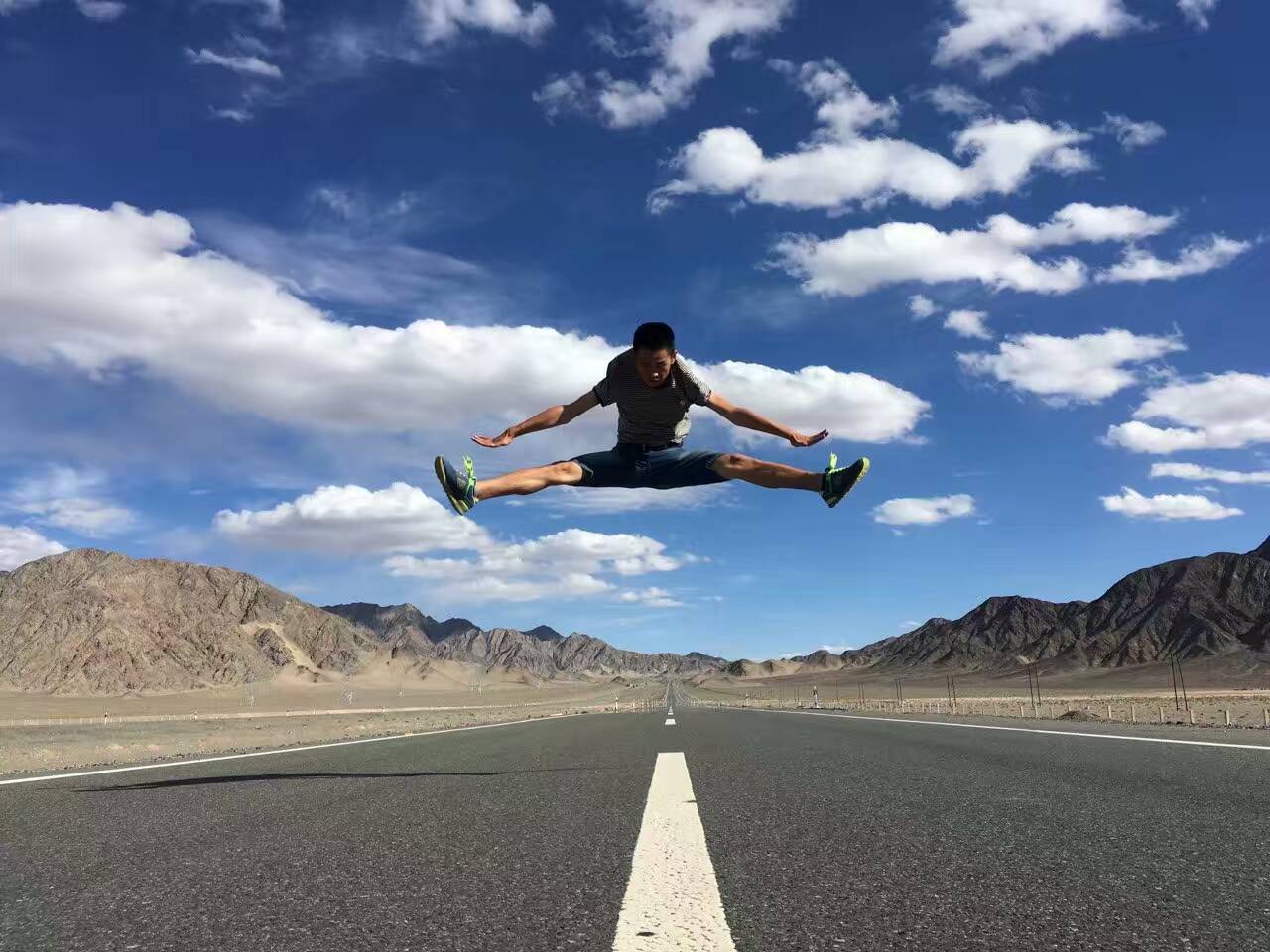 世界这么大歌曲原唱,世界这么大我们一起去看看