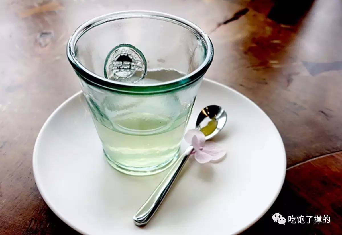 味道充满口腔,味道在舌尖绽放的句子