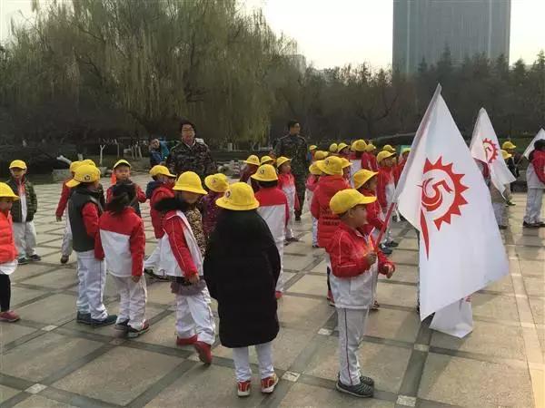 西安小学校服定制各学校校服,西安各大小学校服