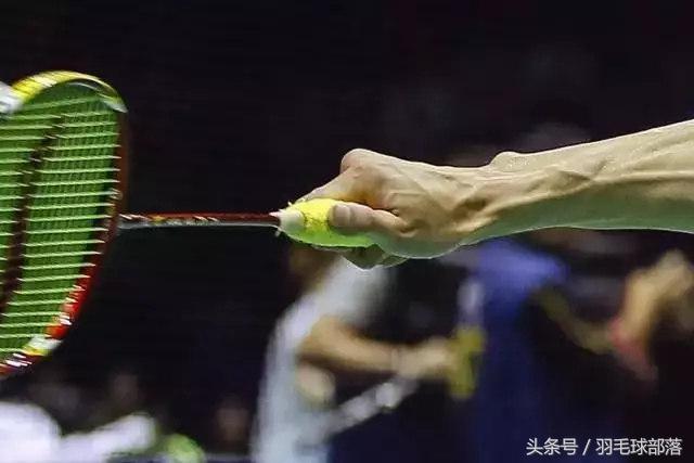 羽毛球发力不对手臂疼怎么恢复,羽毛球发力没劲怎么练