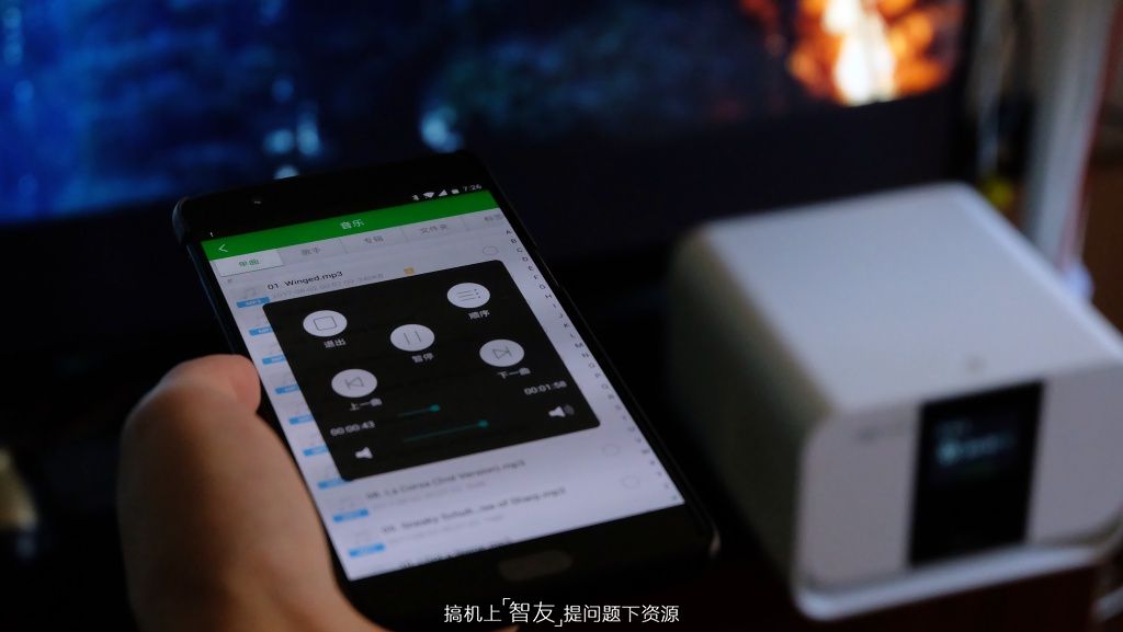 下片、存片、播片！这个NAS设备一机顶三用